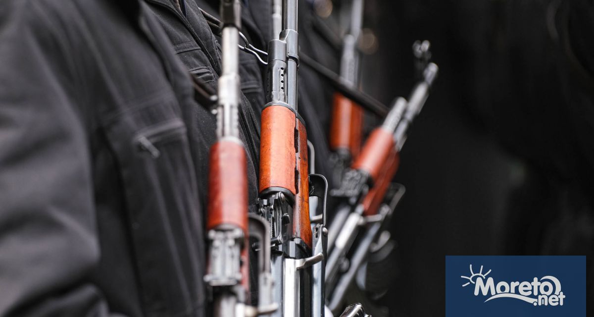 Българско оръжие за милиарди долари е влязло в Украйна през