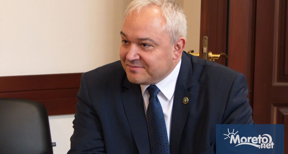 Главният прокурор Иван Гешев не може да е жертва той