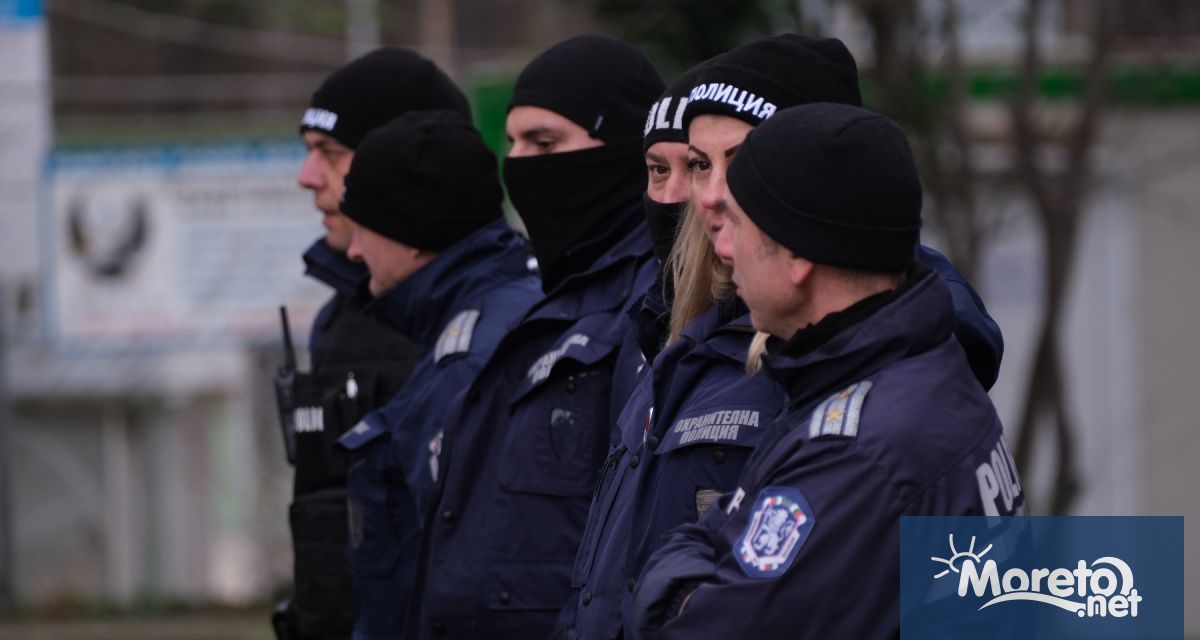 Изборният ден протича нормално Към момента няма регистрирани сериозни нарушения