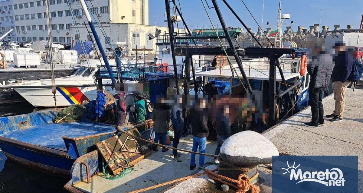 Българските моряци от задържаните от румънските власти риболовни кораби вече
