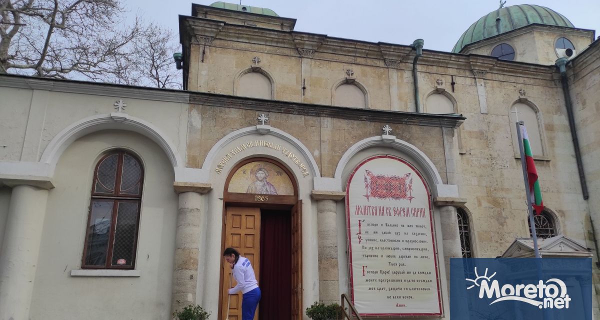 В навечерието на Великден 120 курсанти от ВВМУ Н Й