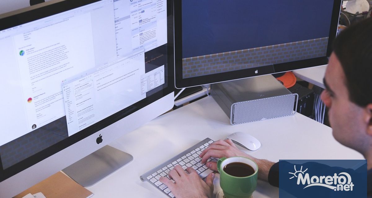 Начинът по който хората пишат на клавиатурата и използват компютърната