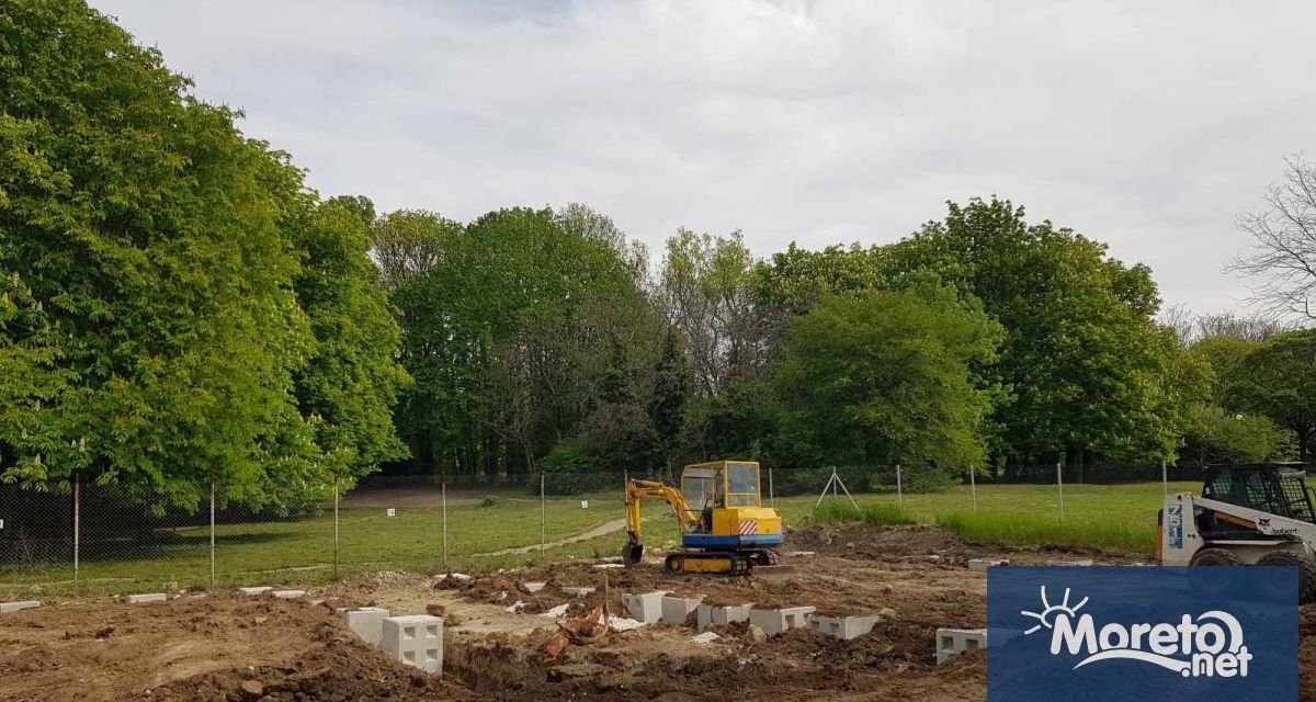 Строителни дейности се извършват в Морската градина в местност Салтанат