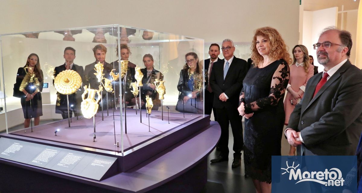 Изложба с основно участие на Панагюрското златно съкровище откри вицепрезидентът