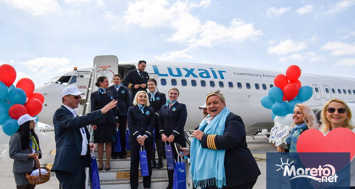 Летище Варна откри активния летен сезон посрещайки първия полет с