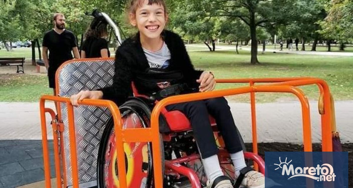 Люлка за деца в инвалидни колички ще бъде открита в