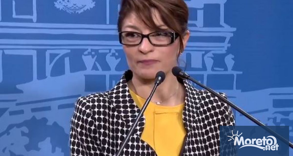 Десислава Атанасова наруши т нар джентълменското споразумение между двете коалиции Това
