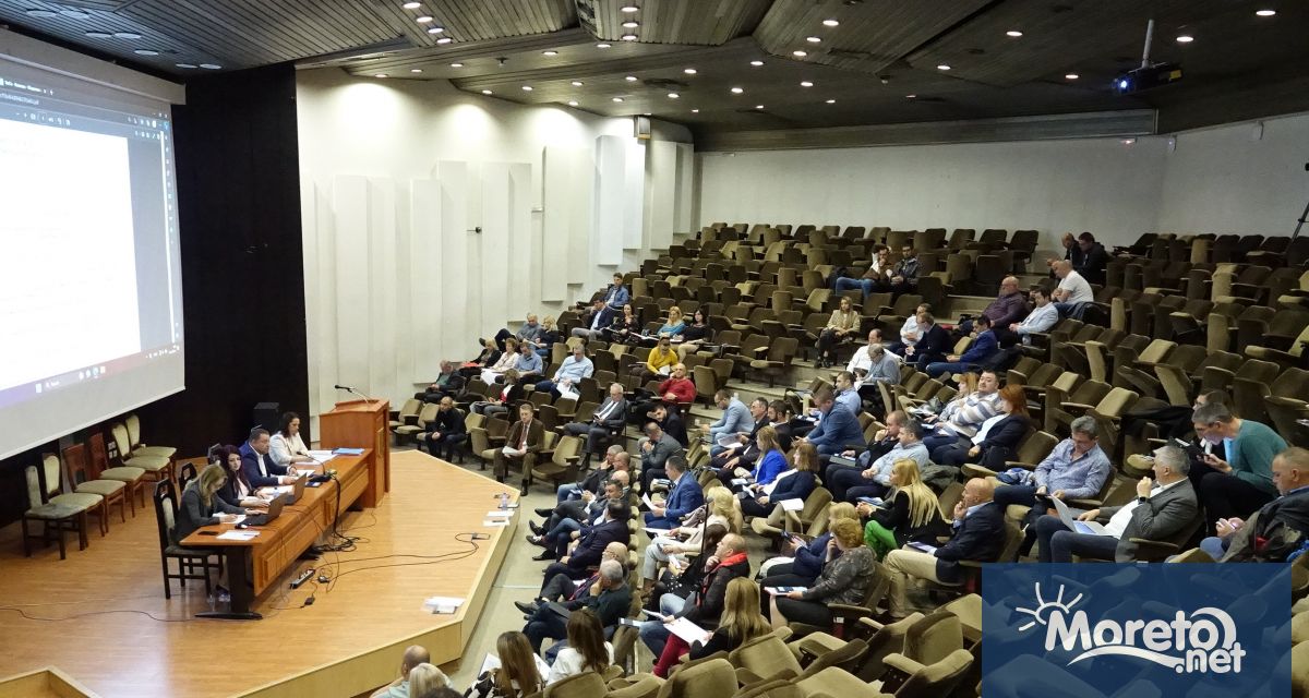 Ден след сесията на Общинския съвет на която се взе