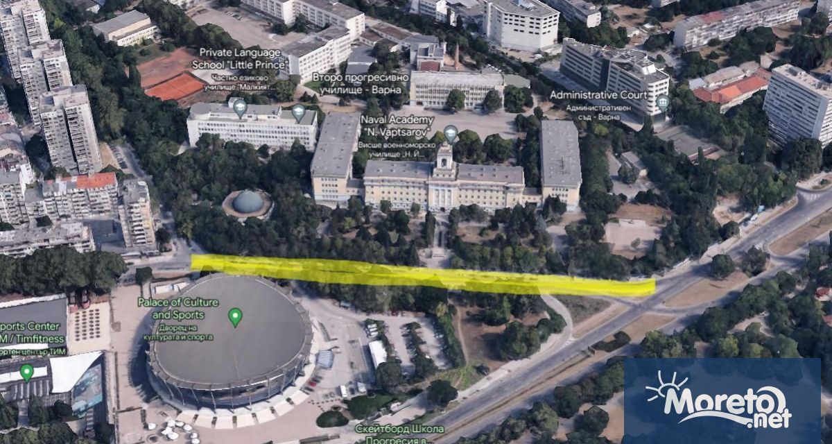 Ул Васил Друмев която минава зад Двореца на културата и спорта