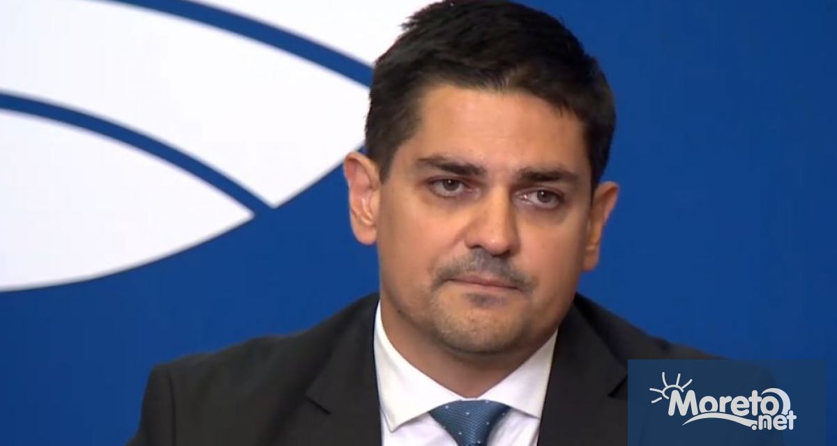 Радостин Василев е внесъл в Народното събрание уведомлително писмо че