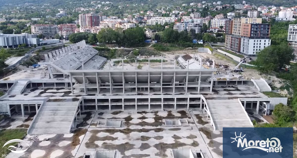На какъв етап е строежът на стадион Варна“ показва видео,