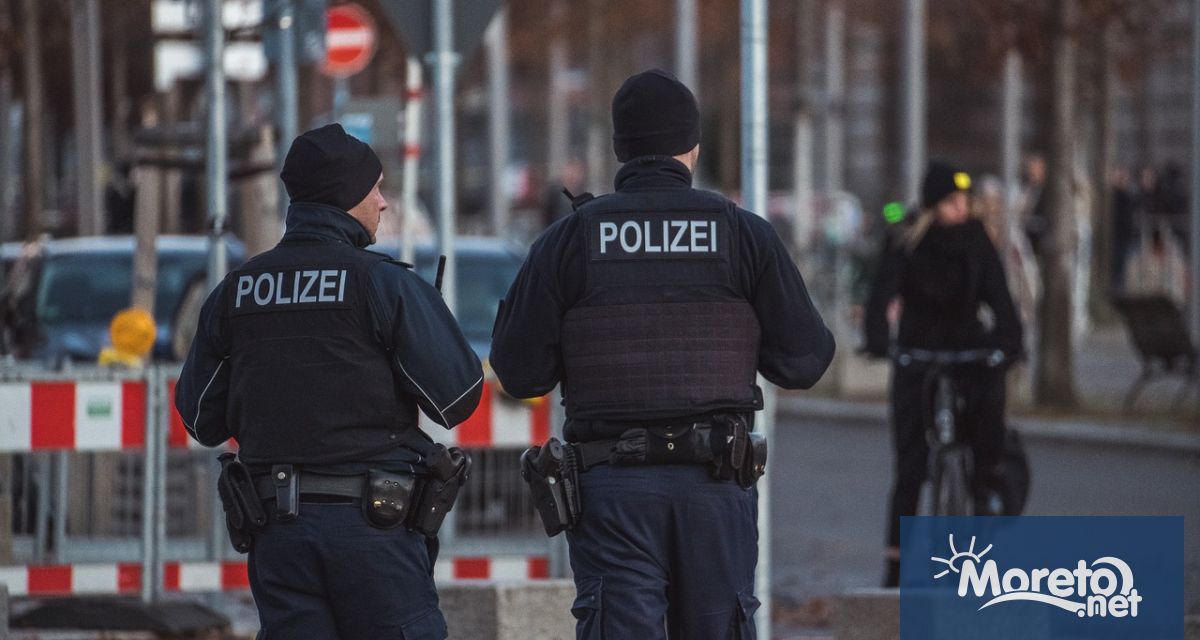 Германското министерство на вътрешните работи съобщи днес че претърсва 54