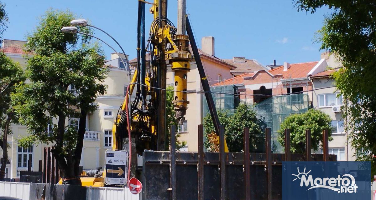 С пълна сила кипи работата по строежа на новото и