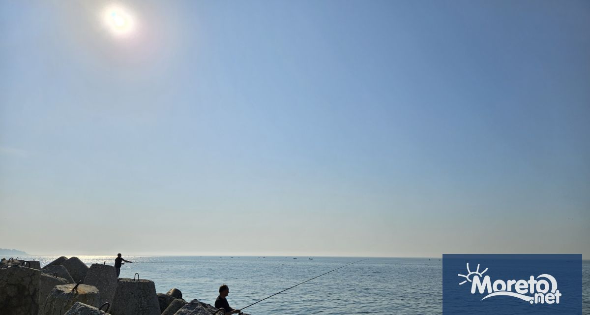 Утре по Черноморието ще е предимно слънчево преди обяд с