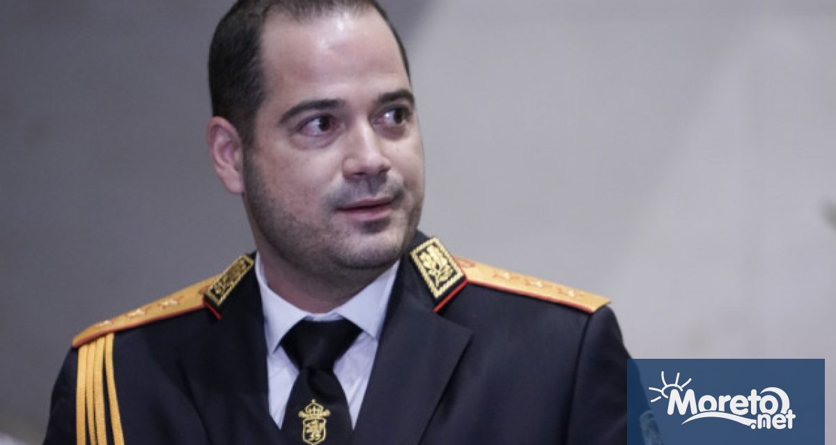 Калин Стоянов е роден на 28 април 1981 г в