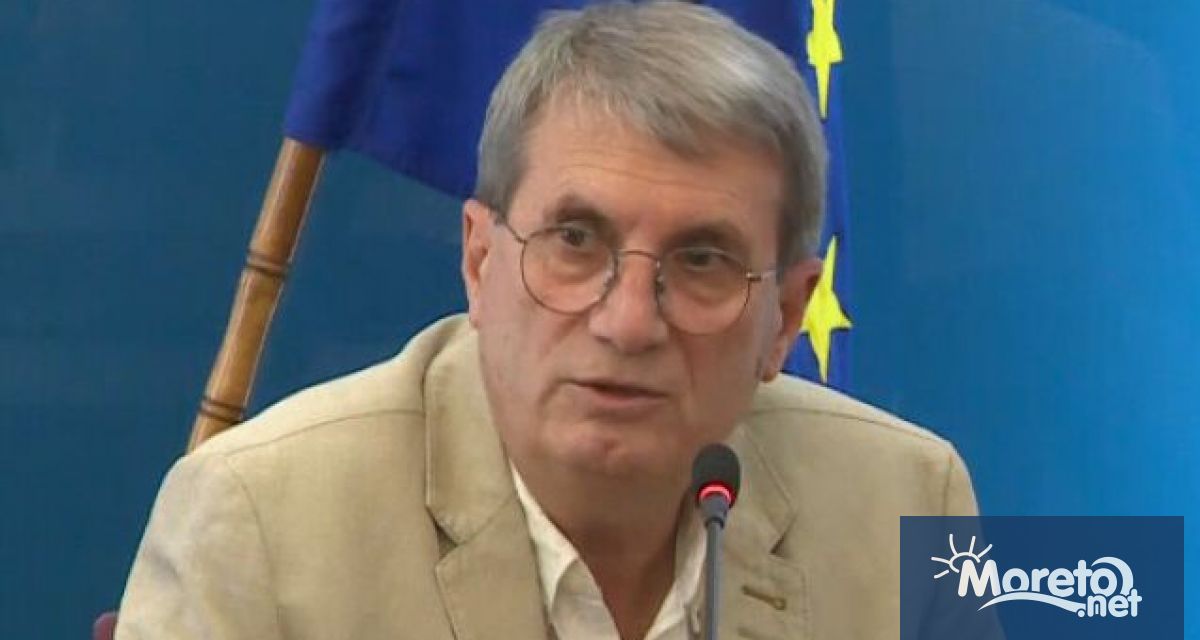 Министърът на здравеопазването Христо Хинков иска прекратяване на договора за