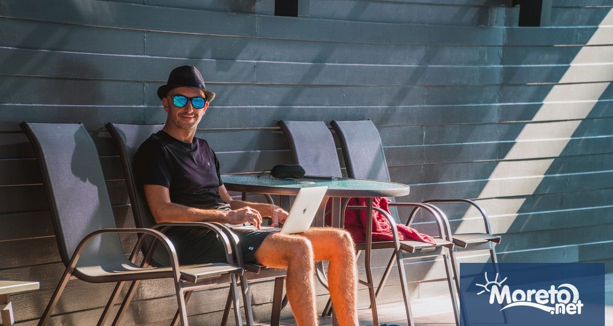 Някои хора които са се опитали да съчетаят работа с