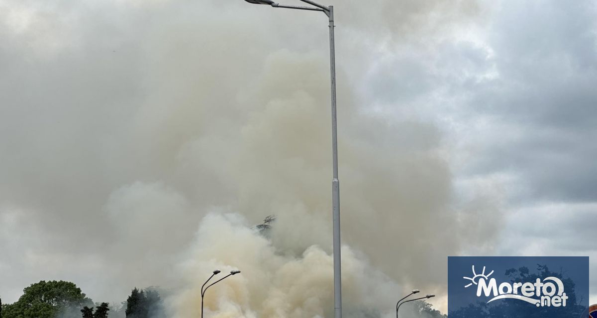 Пожар е пламнал в помещение в Централните гробища на Варна