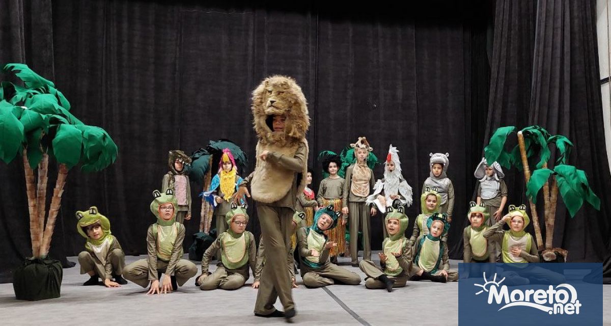 Учениците от театрална студия Желание във Варна заслужиха аплодисментите на