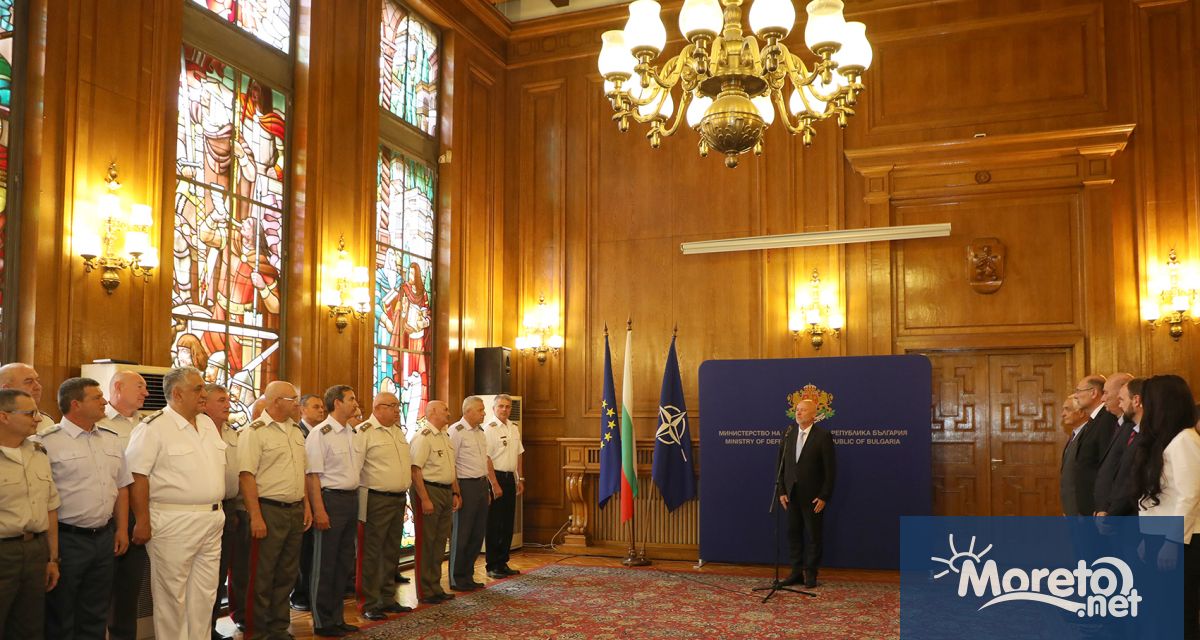 Изграждане на въоръжени сили които притежават способности необходими за защита