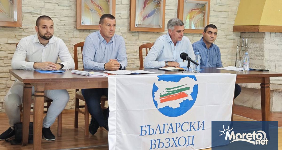 Лидерът на Български възход Стефан Янев представи във Варна ръководството