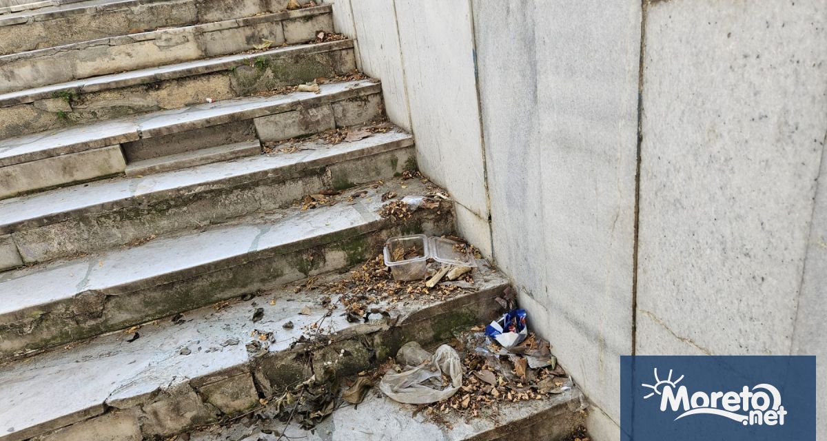 Поредни седмици подлез свързващ кв Бриз с Морската градина тъне в