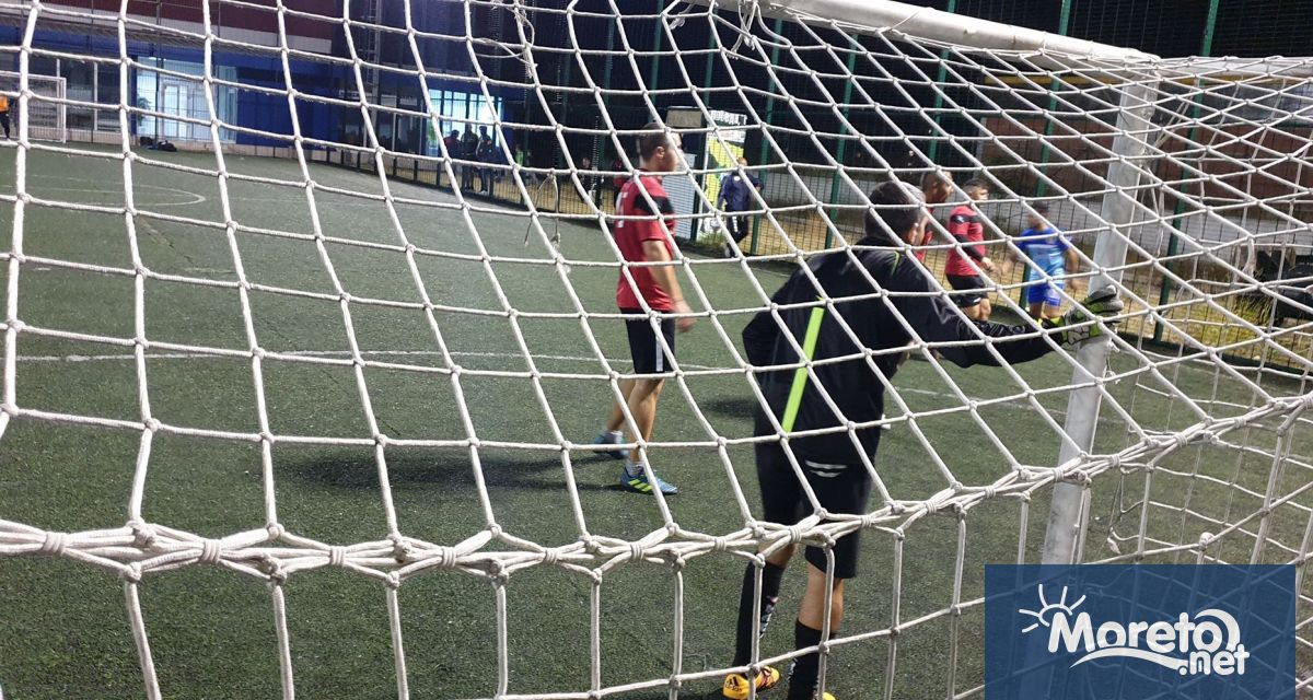 Ясни са четирите полуфиналисти на турнира организиран от Аматьорската минифутболна