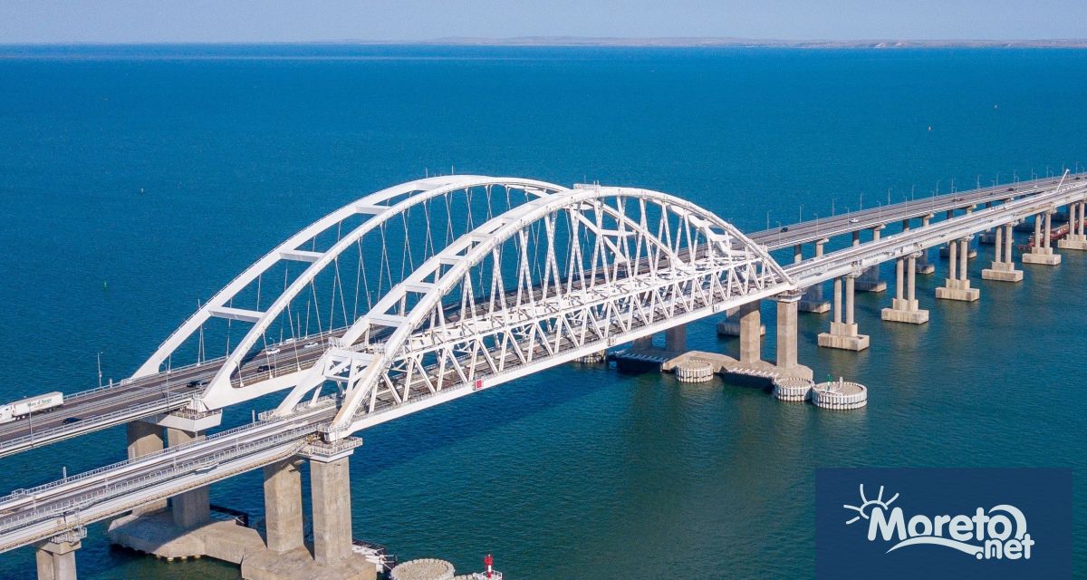 Движението на моторни превозни средства по Кримския мост е временно
