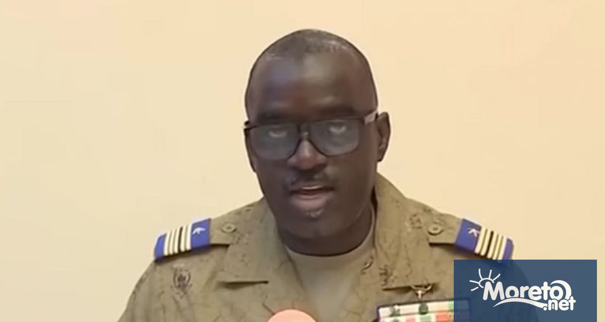 Франция се готви да евакуира гражданите си от западноафриканската държава