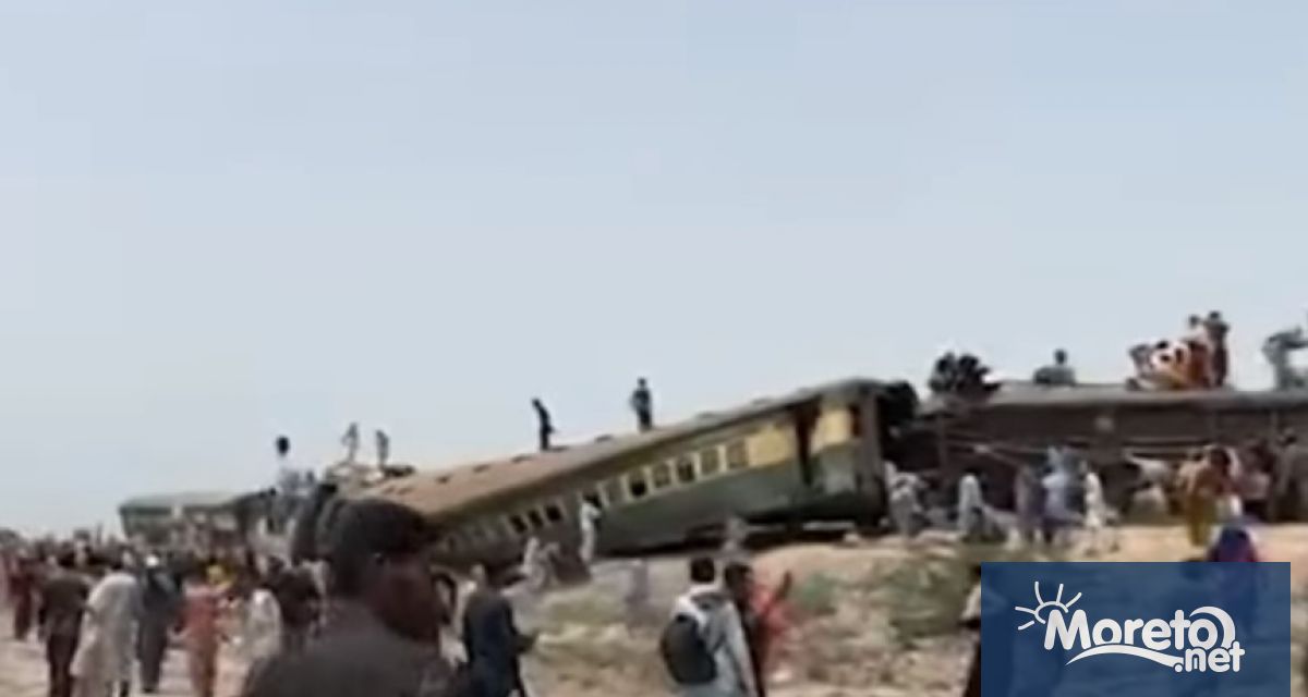 Най малко 90 души са загинали при железопътна катастрофа в