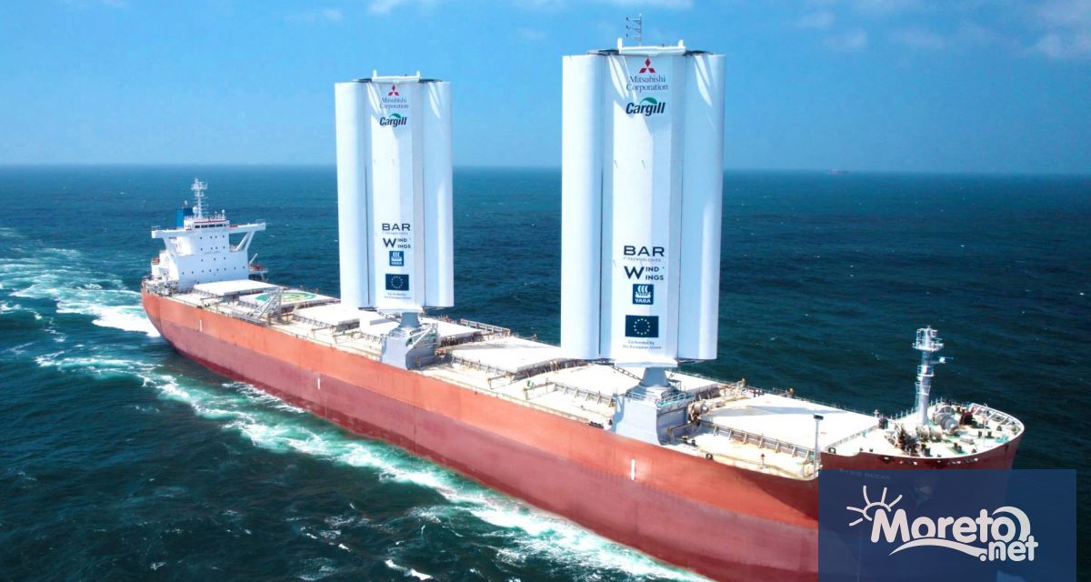 Корабът за насипни товари Pyxis Ocean оборудван с революционни 120 футови