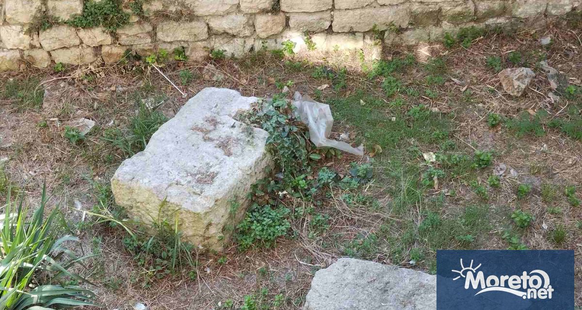 Боклуци заринаха епископската базилика на ул Хан Крум в Гръцката