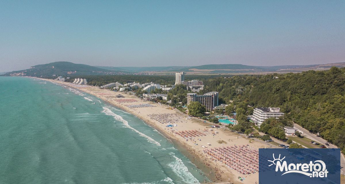 Емблематичният за българското Черноморие курорт Албена е открит официално на