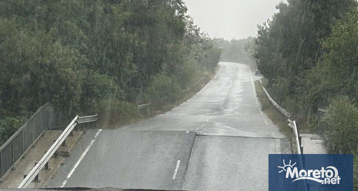 Министърът на регионалното развитие и благоустройството Андрей Цеков мобилизира звената