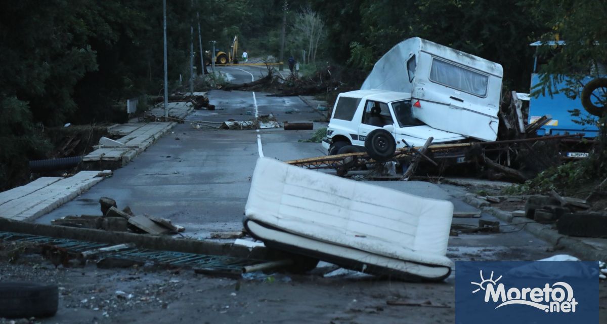 Пострадалите от природното бедствие в района на Южното Черноморие и