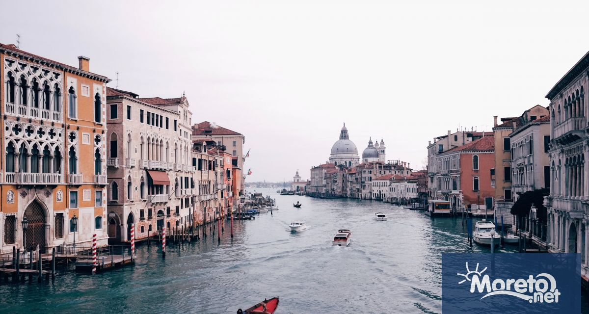 Венеция е първият град в света който въвежда такса за