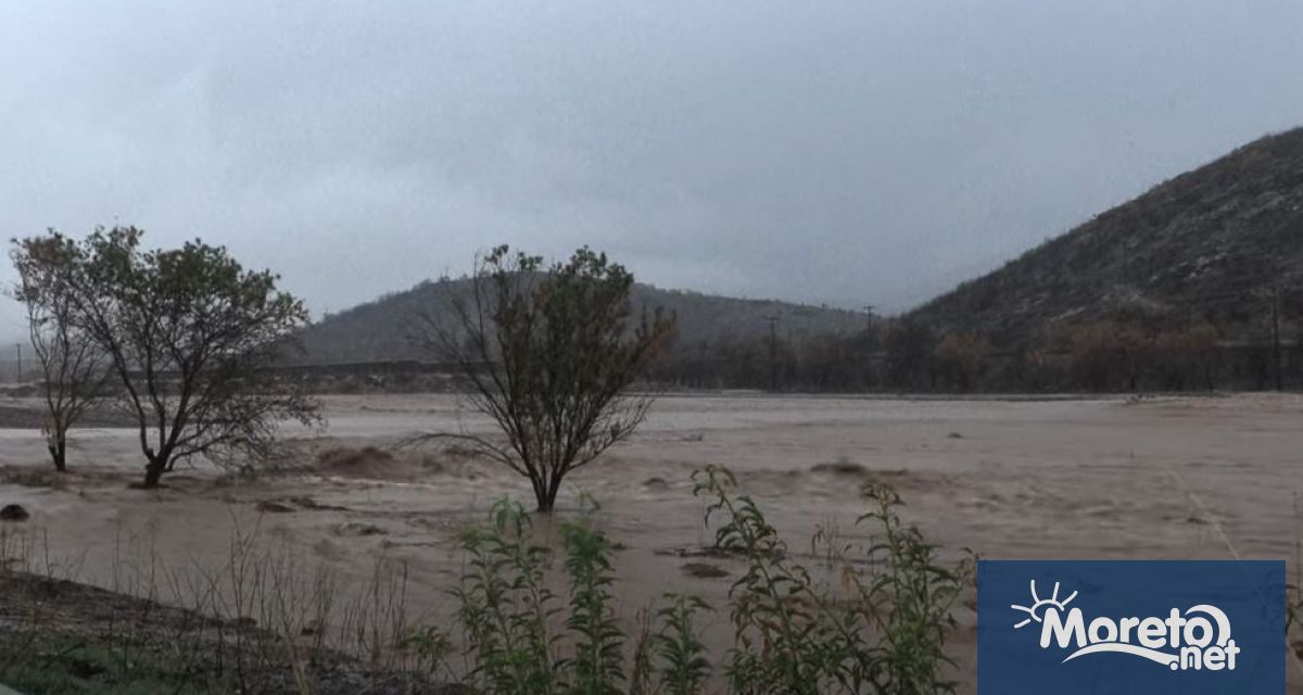 Няма пострадали или бедстващи български граждани при наводненията във Волос