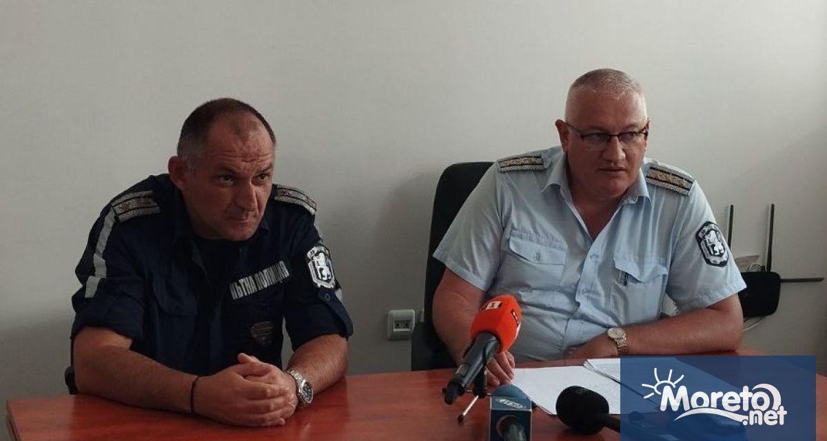 128 полицейски служители ще охраняват районите на училищата във Варна