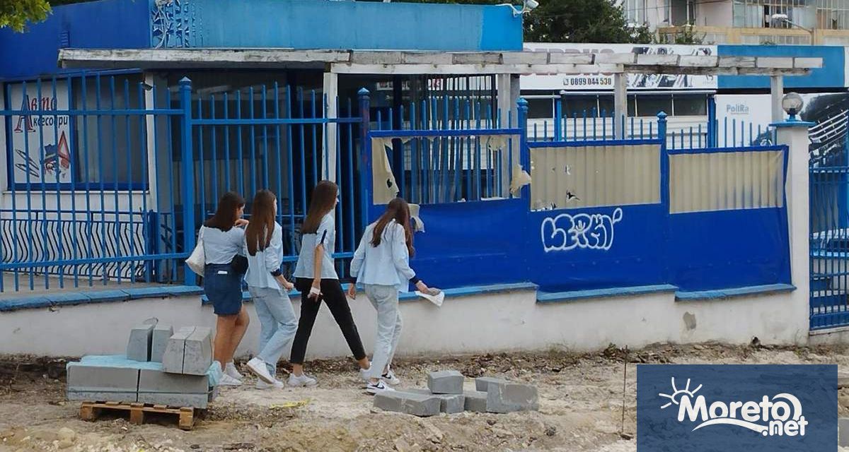 Ремонтът в долната част на ул Подвис не е завършен