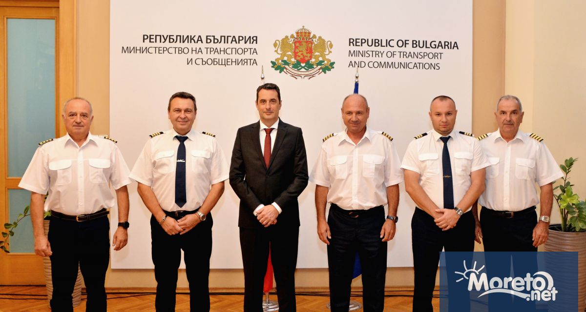 Първите шестима пилоти за системата за спешна медицинска помощ по