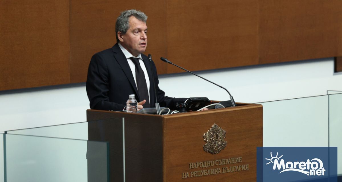 Защо 67 работни дни политическият кабинет на Министерството на труда