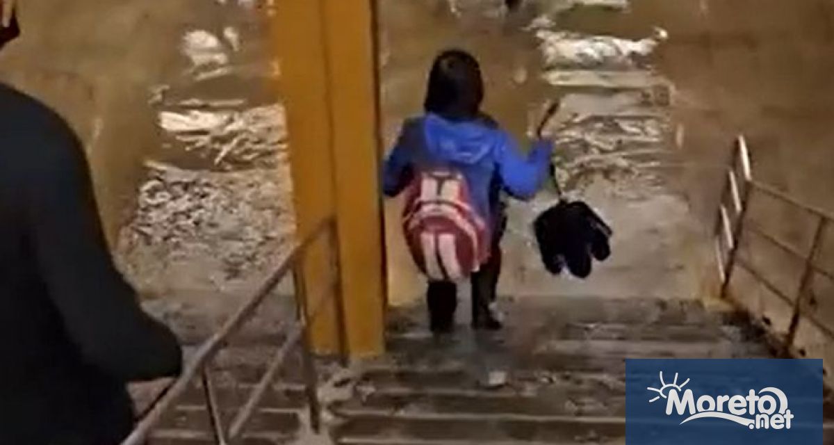 Рекорден дъжд заля канализационната система на Ню Йорк в петък