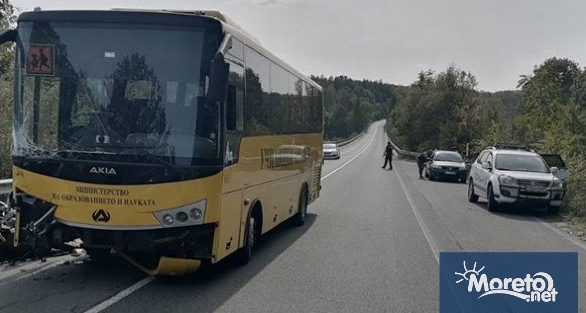 Психолози от мобилната група на Министерството на образованието и науката