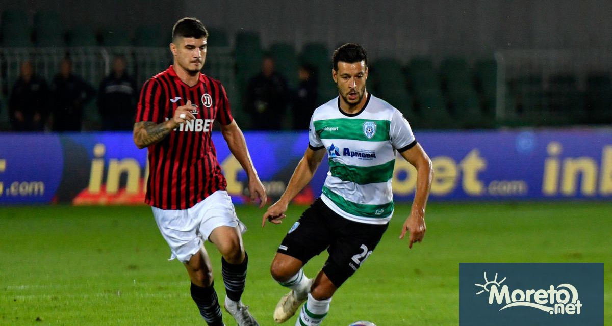 Отборът на Черно море остава непобеден в efbet Лига този