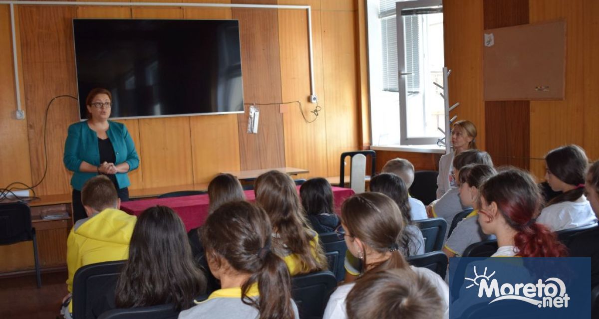 Съдия Ивелина Владова от Гражданско отделение на Варненския окръжен съд