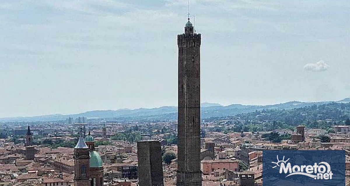 Историческа кула в северния италиански град Болоня беше затворена за