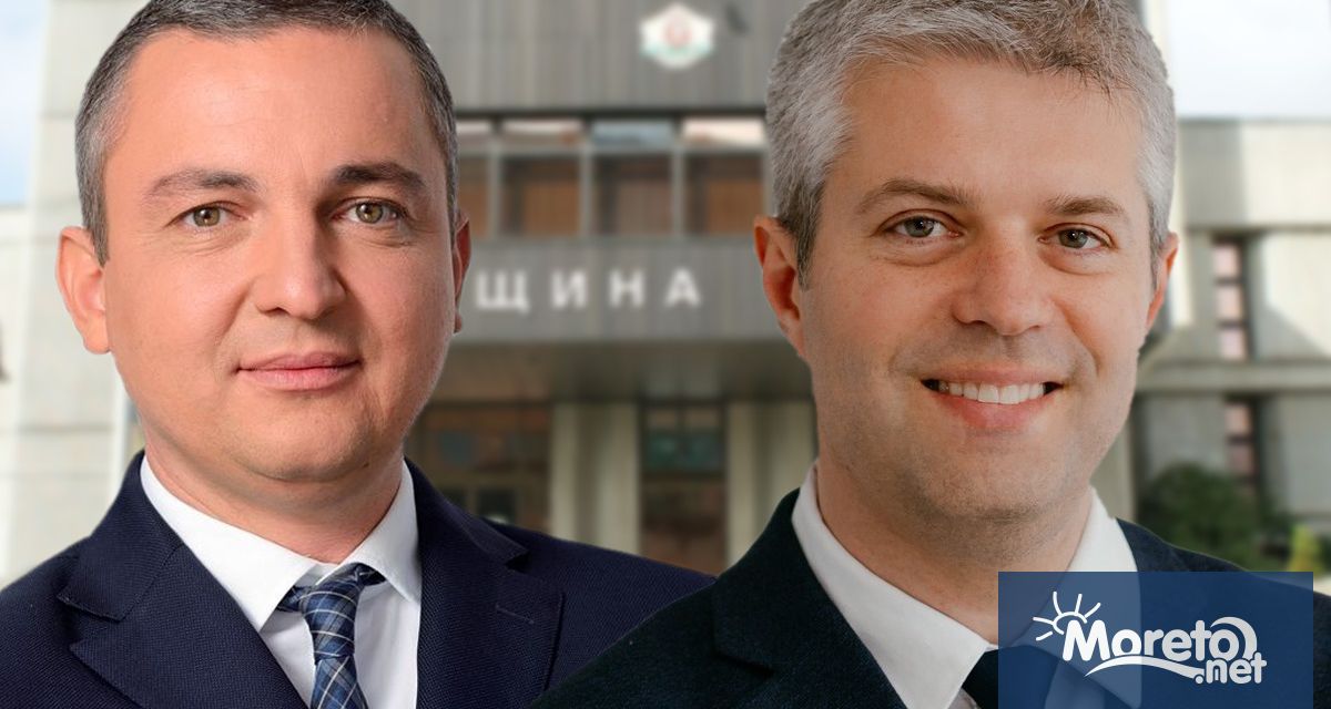 Иван Портних и представителят на коалиция Продължаваме промяната - Демократична