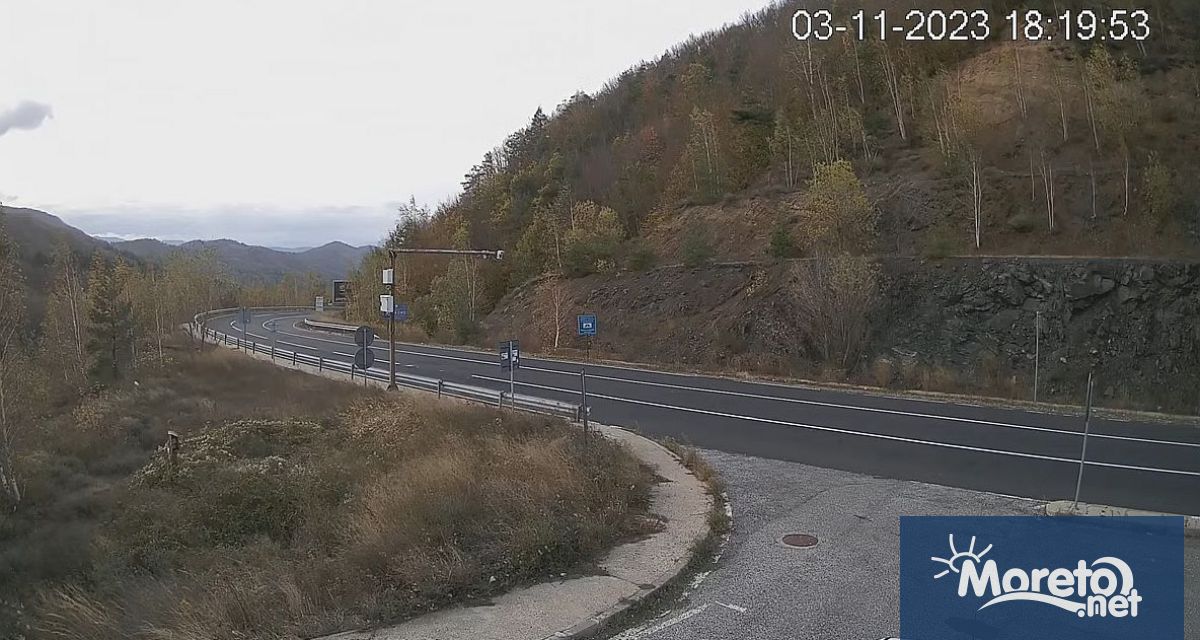 ве камери за видеонаблюдение в района на ГКПП Маказа показват