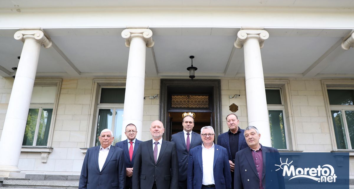 В края на миналата работна седмица министърът на отбраната Тодор