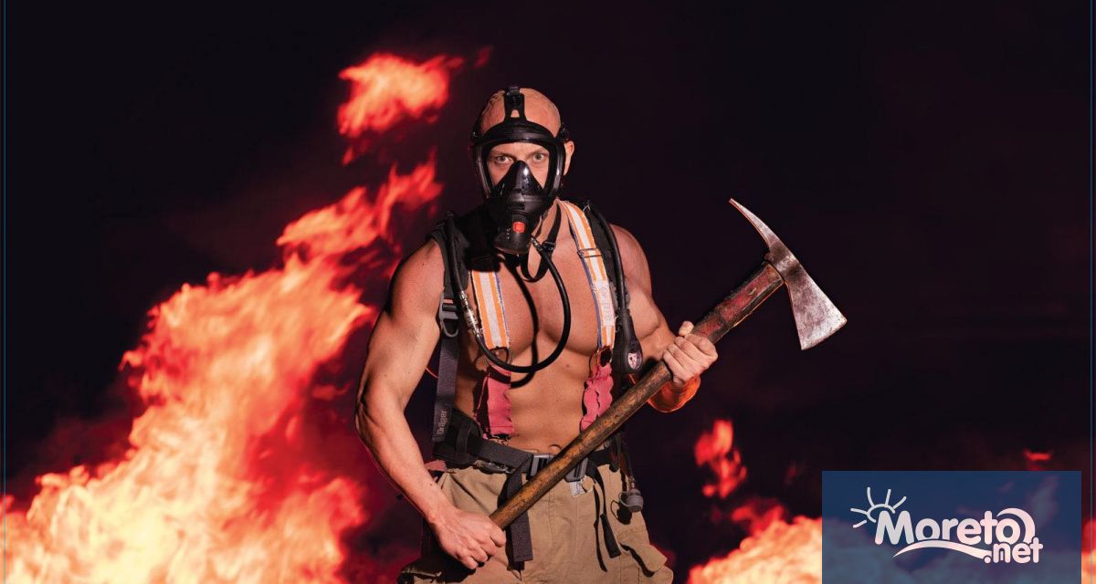 Благотворителен календар с атрактивни кадри на варненски пожарникари ще бъде